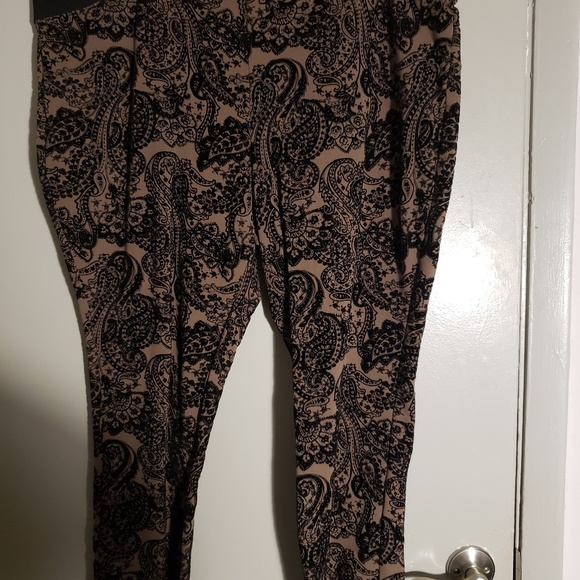 Pants - Picture 2 of 4